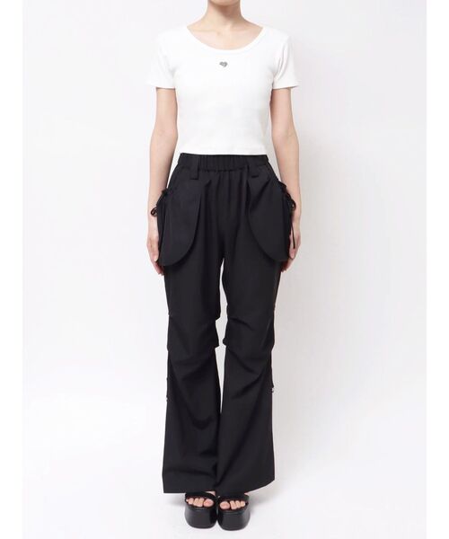 EMODA（エモダ）の「スプレープリントコンパクトTシャツ（Tシャツ/カットソー・レディース・ブラウン/ピンク/ブラック/ホワイト・FREE）」の5枚目の写真