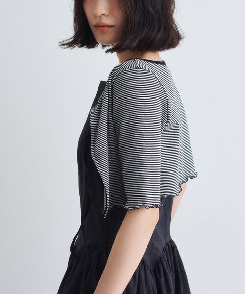 CODE A(コードエー)の「chic border 2way ribbon cardigan(カーディガン/ボレロ・レディース・ブラック系2/ホワイト系3/ブラウン系その他3・00)」の1枚目の写真
