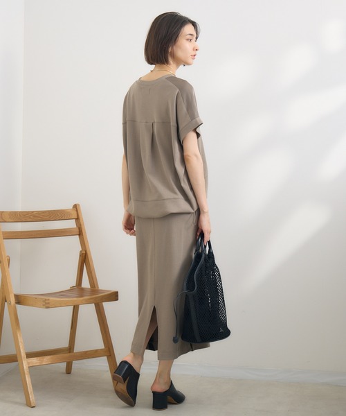 KATHARINE ROSS(キャサリンロス)の「【PILLINI/ピリーニ】サラコットンプルオーバー(Tシャツ/カットソー・レディース・モカ/ブラック・MEDIUM)」の14枚目の写真