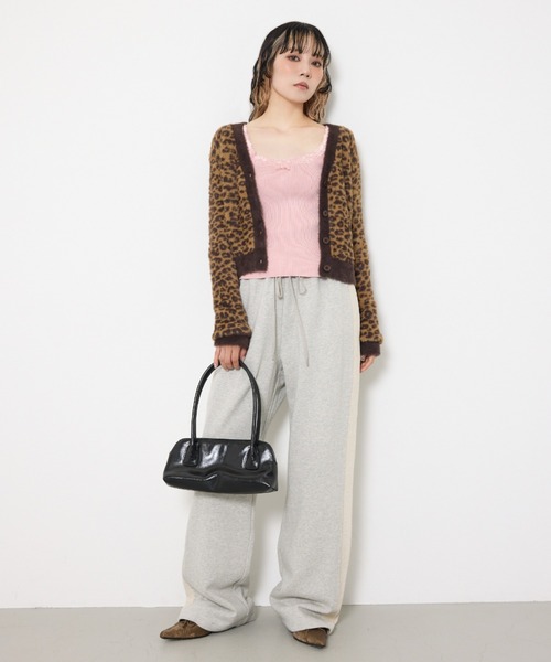 SLY（スライ）の「LACE DOCKING RIB TANK レース ドッキング リブ タンク 夏服 秋服 ノースリーブトップス（タンクトップ・レディース・オフホワイト/ライトブラック/ピンク・FREE）」の17枚目の写真