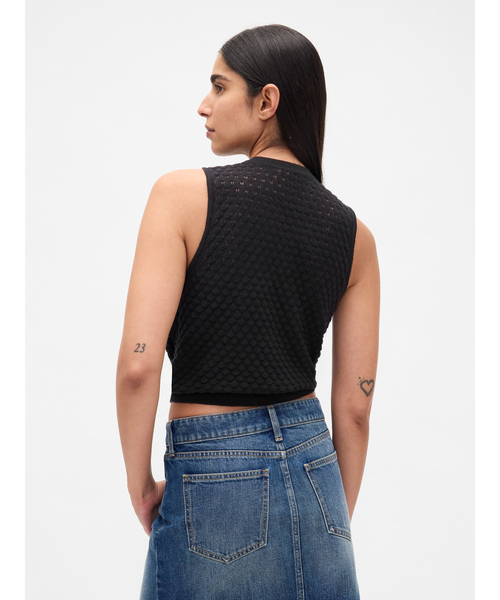 GAP(ギャップ)の「CashSoft カシミヤタッチ ライトウェイト クロップド タンクトップ(ニット/セーター・レディース・ブラック/アイボリー・XS/S/M/L/XL/XXS)」の3枚目の写真