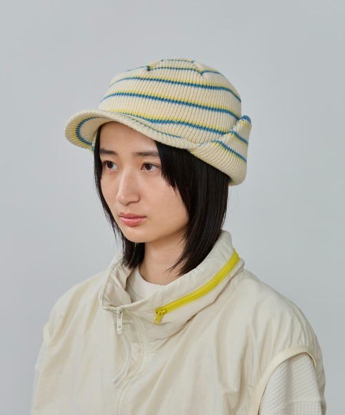 OVERRIDE(オーバーライド)の「OVERRIDE KNIT EARFLAP OSLO CAP SG / オーバーライド(キャップ・レディース・ブラック/ブラウン/ホワイト/グレー・57~59cm)」の1枚目の写真