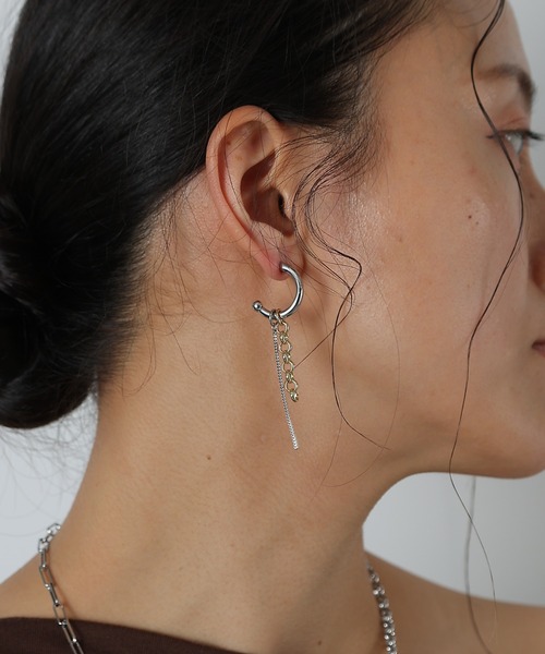 COLONY 2139（コロニートゥーワンスリーナイン）の「アンカーフープチェーンピアス（ピアス（両耳用）・レディース・シルバー×ゴールド・FREE）」の3枚目の写真