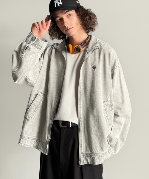Classical Origin(クラシカルオリジン)の「ヴィンテージ加工ハイネックデニムジャケット/Vintage-Washed High-Neck Denim Jacket(デニムジャケット・メンズ・ブラック系1/ホワイト系1・MEDIUM/SMALL/LARGE)」の4枚目の写真