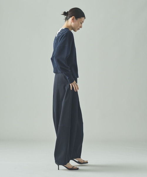 Curensology（カレンソロジー）の「Curensology(カレンソロジー)/バックレースニットプルオーバー（ニット/セーター・レディース・ブラック/ダークブラウン/ネイビー・FREE）」の13枚目の写真