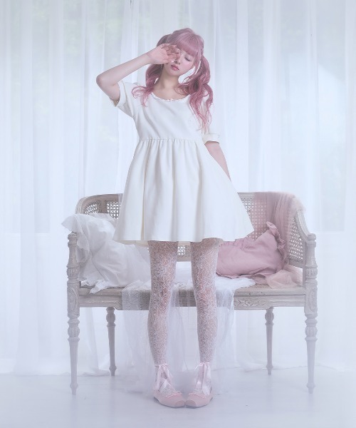 Fiorforte（フィオルフォルテ）の「Sweet baby onepiece（ワンピース・レディース・ホワイト/ピンク/マルチ・FREE）」の21枚目の写真