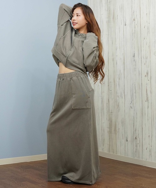 Hurley (ハーレー)の「Hurley/ハーレー ジップアップ パーカー スウェット フーディー ワンポイント ロゴ 裏毛 セットアップ対応 SWEAT PIGMENT FZ HOODIE WCFF252030(パーカー・レディース・ブラック/カーキブラウン/ネイビー/ライトピンク・M)」の5枚目の写真