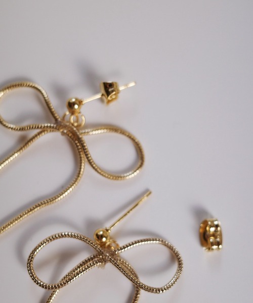 CERCA(チェルカ)の「saran jewelry/ロング リボンチェーン ピアス(ピアス(両耳用)・レディース・シルバー/ゴールド・FREE)」の10枚目の写真