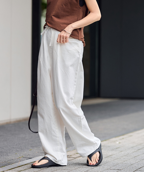 FRAMeWORK(フレームワーク)の「≪追加≫ライトオンスデニムイージーパンツ(デニムパンツ・レディース・ネイビー/ホワイト・36/38)」の13枚目の写真