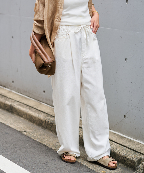 FRAMeWORK(フレームワーク)の「≪追加≫ライトオンスデニムイージーパンツ(デニムパンツ・レディース・ネイビー/ホワイト・36/38)」の18枚目の写真