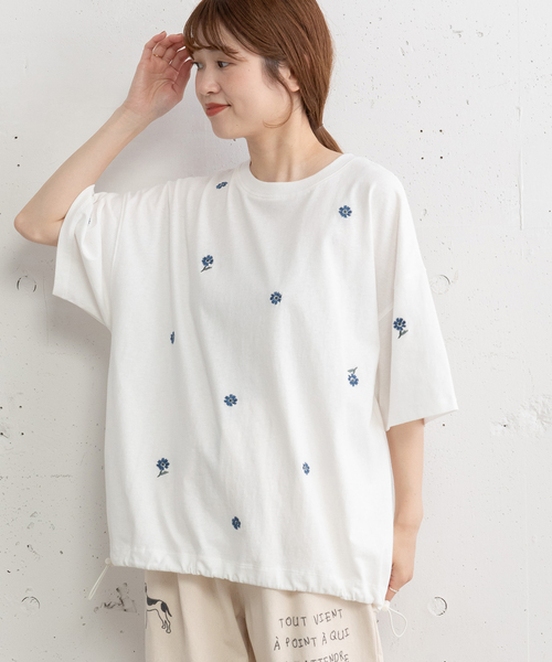 POU DOU DOU（プードゥドゥ）の「フラワー刺繍bigTシャツ（Tシャツ/カットソー・レディース・オフホワイト/ブラック/グリーン・M）」の16枚目の写真