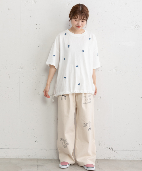 POU DOU DOU（プードゥドゥ）の「フラワー刺繍bigTシャツ（Tシャツ/カットソー・レディース・オフホワイト/ブラック/グリーン・M）」の12枚目の写真