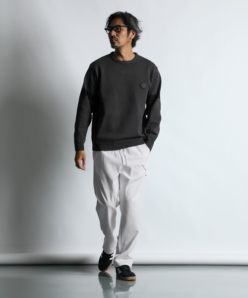 The DUFFER of ST.GEORGE(ザダファーオブセントジョージ)の「〔BLACK LABEL〕DRY TOUCH TECH CREW KNIT :ドライタッチ ウォッシャブル テックニット(ニット/セーター・メンズ・チャコールグレー・SMALL/MEDIUM/LARGE/X-LARGE)」の3枚目の写真