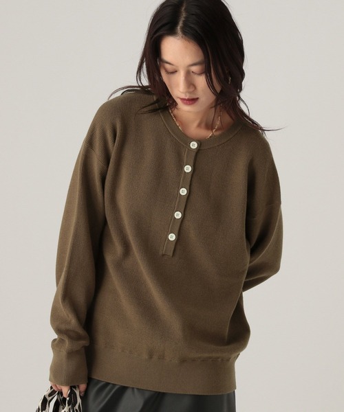 Elura(エルーラ)の「もっちりモイストワッフルプルオーバー/582761(ニット/セーター・レディース・ホワイト/ブラック/ブラウン/オレンジ・FREE)」の17枚目の写真