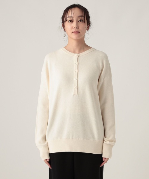 Elura(エルーラ)の「もっちりモイストワッフルプルオーバー/582761(ニット/セーター・レディース・ホワイト/ブラック/ブラウン/オレンジ・FREE)」の22枚目の写真