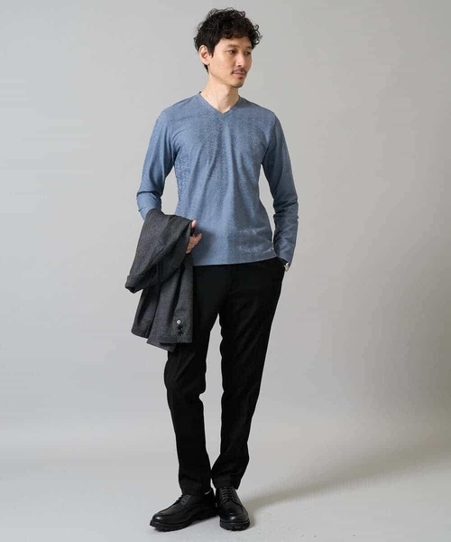 a.v.v（アーヴェヴェ）の「針抜きジャカードＶネックＴシャツ【洗濯機で洗える/毛玉になりにくい】通勤/ビジネス/ジャケット〈ON/OFF SERIES〉（Tシャツ/カットソー・メンズ・ホワイト/ブラック/ブルー・50/46/48）」の11枚目の写真