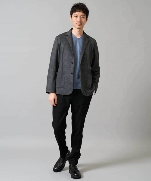 a.v.v（アーヴェヴェ）の「針抜きジャカードＶネックＴシャツ【洗濯機で洗える/毛玉になりにくい】通勤/ビジネス/ジャケット〈ON/OFF SERIES〉（Tシャツ/カットソー・メンズ・ホワイト/ブラック/ブルー・50/46/48）」の14枚目の写真