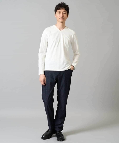 a.v.v（アーヴェヴェ）の「針抜きジャカードＶネックＴシャツ【洗濯機で洗える/毛玉になりにくい】通勤/ビジネス/ジャケット〈ON/OFF SERIES〉（Tシャツ/カットソー・メンズ・ホワイト/ブラック/ブルー・50/46/48）」の17枚目の写真