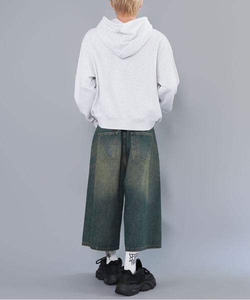 SPINNS(スピンズ)の「短丈スウェットパーカー/チェック/パッチワークロゴ/ショート丈(パーカー・メンズ・ブラック/ネイビー/杢グレー/アッシュグレー・ONESIZE)」の20枚目の写真