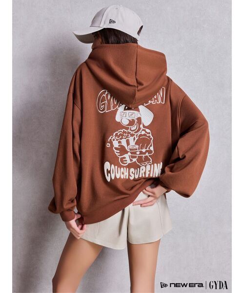 GYDA（ジェイダ）の「COUCH SURFING GYDALMATIANスウェットパーカー（パーカー・レディース・ブラウン/ピンク/オフホワイト/ブラック・FREE）」の12枚目の写真
