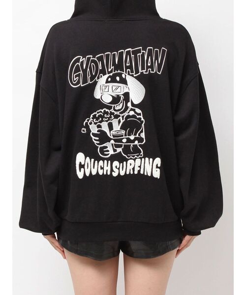 GYDA(ジェイダ)の「COUCH SURFING GYDALMATIANスウェットパーカー(パーカー・レディース・ブラウン/ピンク/オフホワイト/ブラック・FREE)」の18枚目の写真