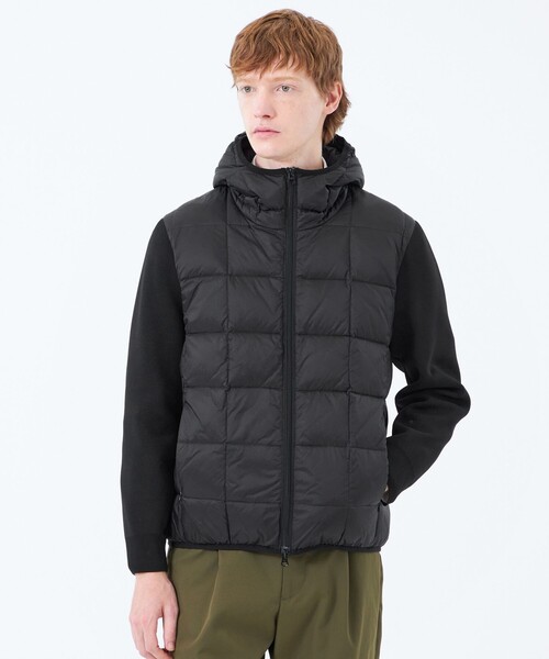 MACKINTOSH PHILOSOPHY(マッキントッシュ フィロソフィー)の「スクエアキルト&ニット コンビパーカー with TAION(ブルゾン・メンズ・ネイビー/ベージュ系その他2/ブラック・40/42/38)」の2枚目の写真