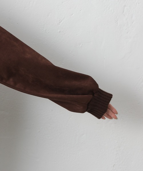 COLONY 2139（コロニートゥーワンスリーナイン）の「スエードポンチ袖ボリュームプルオーバー（Tシャツ/カットソー・レディース・ブラウン/アイボリー/ブラック・FREE）」の22枚目の写真