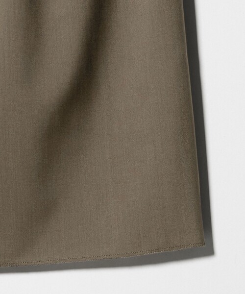 BEAUTY&YOUTH UNITED ARROWS（ビューティーアンドユースユナイテッドアローズ）の「毛ブレンド タックロングスカート 防シワ ウォッシャブル（スカート・レディース・オリーブ・M/XS/S）」の14枚目の写真
