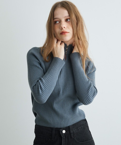 Mirette(ミレット)の「キーネックボタンリブニット / Keyneck Button Rib Knit(ニット/セーター・レディース・ブラック/ベージュ/ブラウン/ホワイト/グレー・FREE)」の6枚目の写真