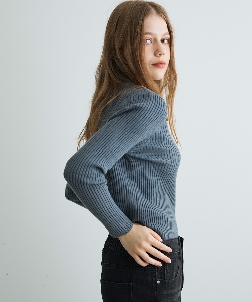 Mirette(ミレット)の「キーネックボタンリブニット / Keyneck Button Rib Knit(ニット/セーター・レディース・ブラック/ベージュ/ブラウン/ホワイト/グレー・FREE)」の9枚目の写真