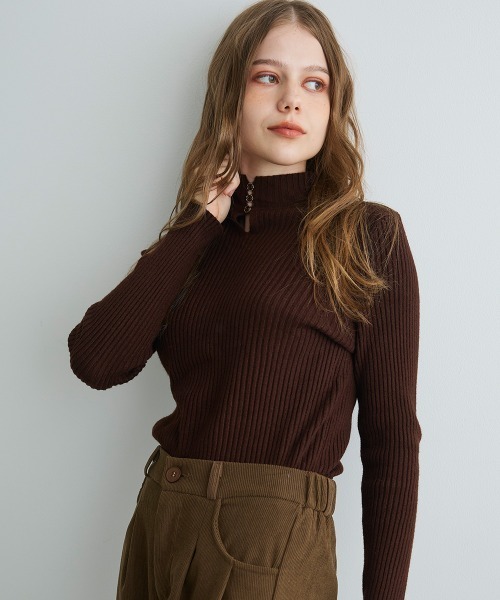 Mirette(ミレット)の「キーネックボタンリブニット / Keyneck Button Rib Knit(ニット/セーター・レディース・ブラック/ベージュ/ブラウン/ホワイト/グレー・FREE)」の21枚目の写真