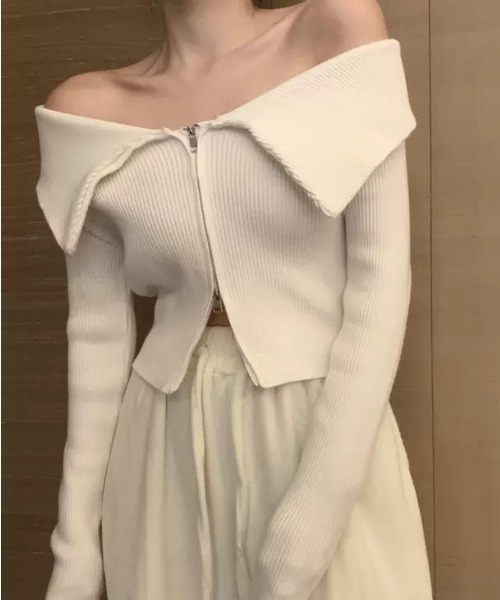 ampm（エーエムピーエム）の「ビッグカラーデザイン ジップアップニットトップス（ニット/セーター・レディース・ホワイト/ブラック・M/L）」の2枚目の写真