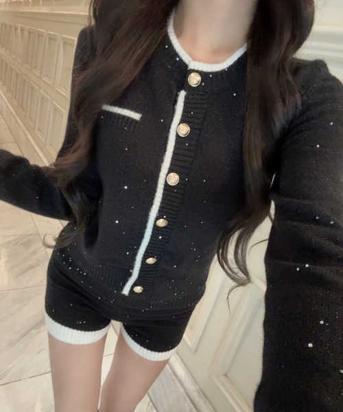 ALLuRing ChaRm(アリュリングチャーム)の「【ALLuRing ChaRm × c_mk7o】Sequins Cardigan Setup / スパンコールカーディガンセットアップ(ニット/セーター・レディース・ブラック・FREE)」の7枚目の写真