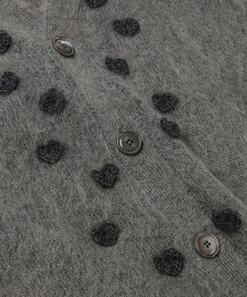 TAKAHIROMIYASHITATheSoloIst.(タカヒロミヤシタザソロイスト)の「heart attached mohair cardigan.(カーディガン/ボレロ・メンズ・ブラック/グレー・48/46)」の7枚目の写真