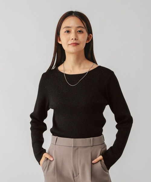 GLOBAL WORK（グローバルワーク）の「アンチピリングなめらかボートネックプルオーバー/499704（ニット/セーター・レディース・グレイッシュベージュ/ブラック系その他/ベージュ系その他3/ライトグレー/ダークブラウン・MEDIUM/LARGE）」の8枚目の写真