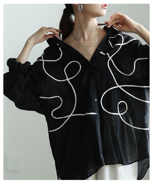 Sawa a la mode（サワアラモード）の「ランダムコード刺繍シアーシャツ（シャツ/ブラウス・レディース・ベージュ/ブラック・FREE）」の11枚目の写真