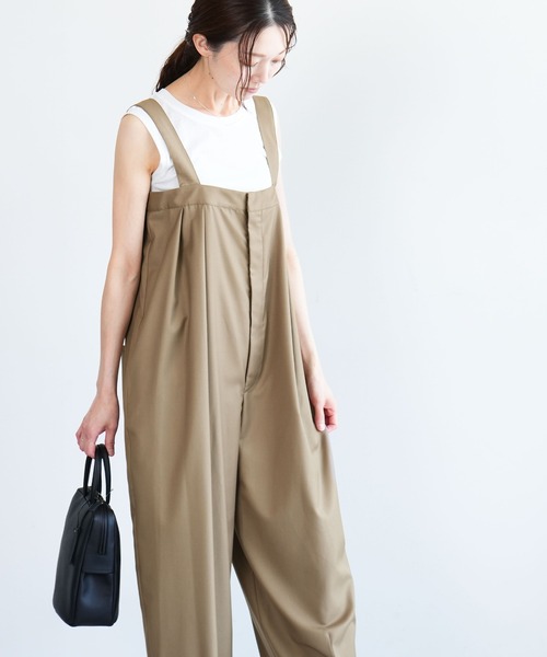 サロペットパンツ