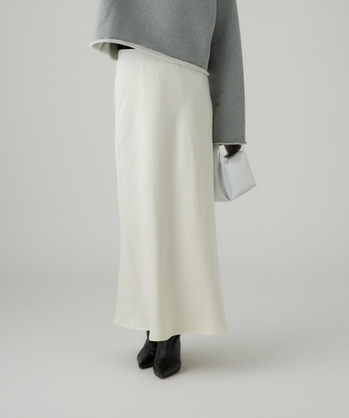BABYLONE（バビロン）の「フェイクスエードバイヤススカート（スカート・レディース・チャコール/オフホワイト・38inch/36inch）」の9枚目の写真