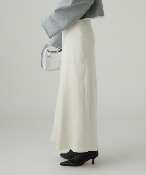 BABYLONE（バビロン）の「フェイクスエードバイヤススカート（スカート・レディース・チャコール/オフホワイト・38inch/36inch）」の10枚目の写真