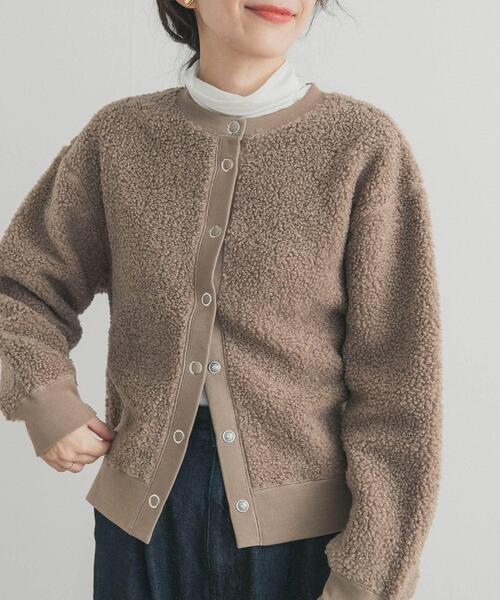 URBAN RESEARCH DOORS（アーバンリサーチドアーズ）の「プードルボアカーディガン（カーディガン/ボレロ・レディース・モカ/ライトベージュ・FREE）」の21枚目の写真