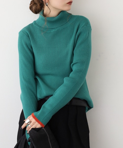 EGLANTINE(エグランティーヌ)の「EGLANTINE 袖口配色タートルネックリブニット(ニット/セーター・レディース・ブルー/パープル/レンガ/ブルーグリーン・40)」の10枚目の写真