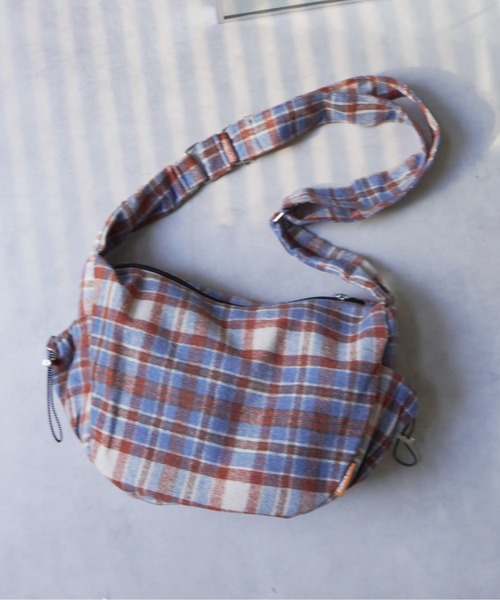 Port（ポート）の「【 Port / ポート 】 レトロ チェック ショルダーバッグ #（ショルダーバッグ・レディース・ブラック/ブルー/イエロー/レッド・FREE）」の9枚目の写真