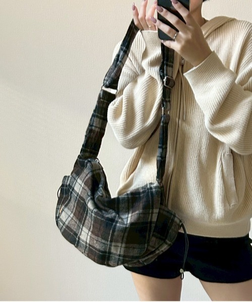 Port（ポート）の「【 Port / ポート 】 レトロ チェック ショルダーバッグ #（ショルダーバッグ・レディース・ブラック/ブルー/イエロー/レッド・FREE）」の7枚目の写真