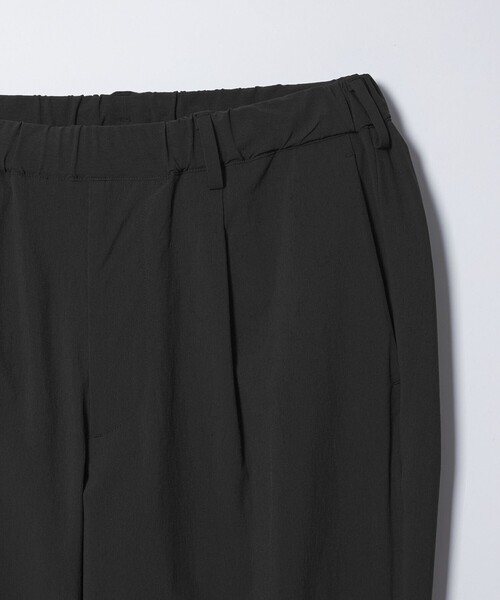 BEAUTY&YOUTH UNITED ARROWS（ビューティーアンドユースユナイテッドアローズ）の「360°MASTER 1プリーツ テーパード イージーパンツ NO.5 セットアップ対応 撥水 ストレッチ ウォッシャブル（その他パンツ・メンズ・ダークグレー/ベージュ/ブラック・S/M/L/XL）」の15枚目の写真