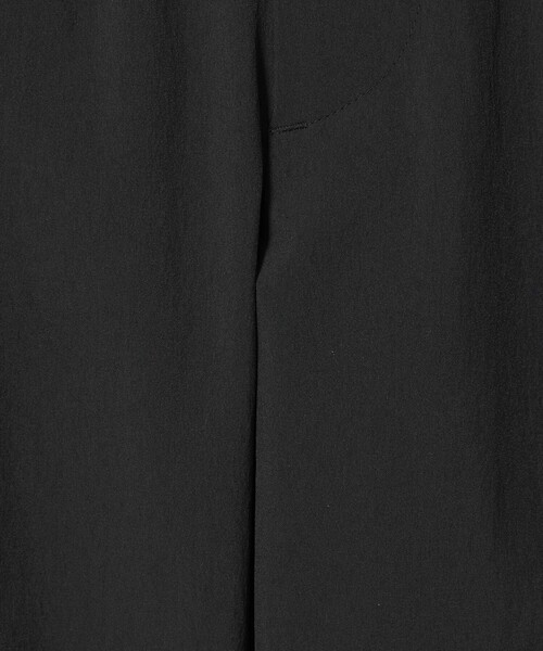 BEAUTY&YOUTH UNITED ARROWS（ビューティーアンドユースユナイテッドアローズ）の「360°MASTER 1プリーツ テーパード イージーパンツ NO.5 セットアップ対応 撥水 ストレッチ ウォッシャブル（その他パンツ・メンズ・ダークグレー/ベージュ/ブラック・S/M/L/XL）」の21枚目の写真