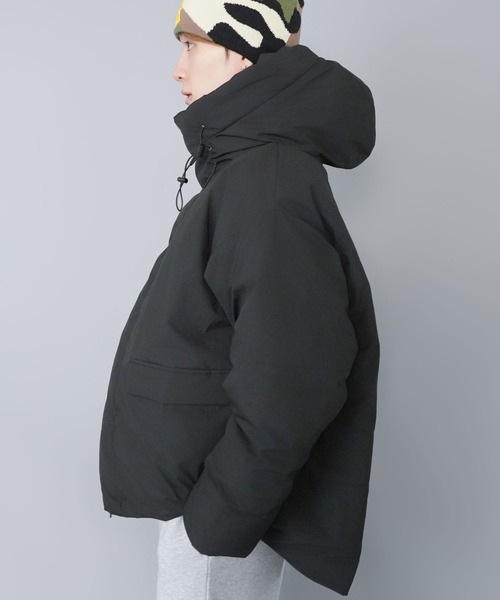 SPINNS(スピンズ)の「中綿フェイクダウンジャケット/ハイネックフード/ダブルジップ/防寒・防風・撥水/ユニセックス(ダウンジャケット/コート・メンズ・チャコール/ブラック・L/M)」の15枚目の写真