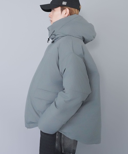 SPINNS(スピンズ)の「中綿フェイクダウンジャケット/ハイネックフード/ダブルジップ/防寒・防風・撥水/ユニセックス(ダウンジャケット/コート・メンズ・チャコール/ブラック・L/M)」の21枚目の写真