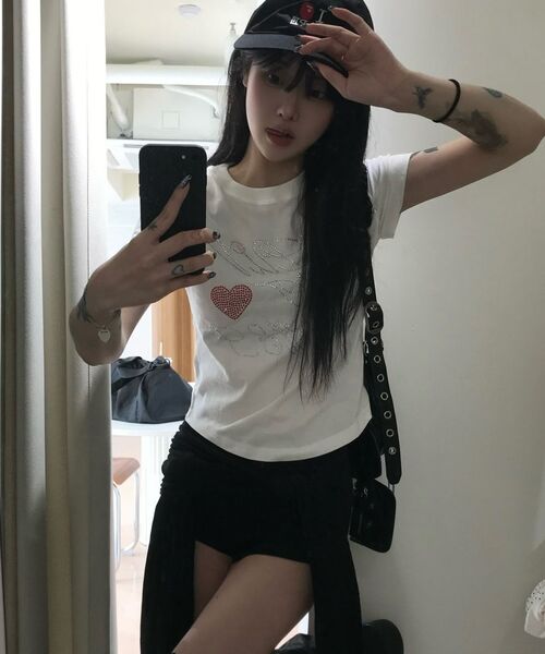 AMESWORLDWIDE(アメスワールドワイド)の「AMES HOTFIX CROP TEE WHITE(Tシャツ/カットソー・レディース・その他・FREE)」の11枚目の写真