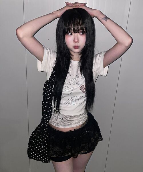 AMESWORLDWIDE(アメスワールドワイド)の「AMES HOTFIX CROP TEE WHITE(Tシャツ/カットソー・レディース・その他・FREE)」の2枚目の写真