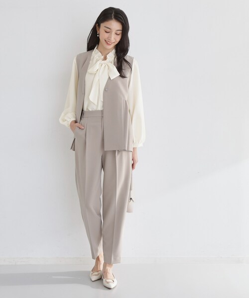 THE SHOP TK （ザ ショップ ティーケー ）の「【通勤・セレモニー】ギャザーリボンタイブラウス（シャツ/ブラウス・レディース・アイボリー/ライトブルー・12/13）」の5枚目の写真